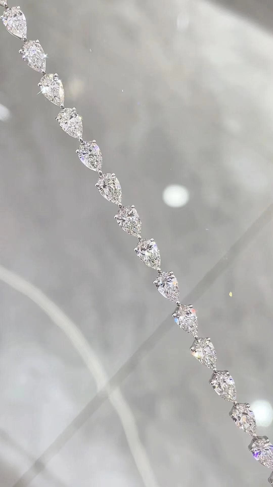 18K 30 分規格水滴手鍊 - 視角 1