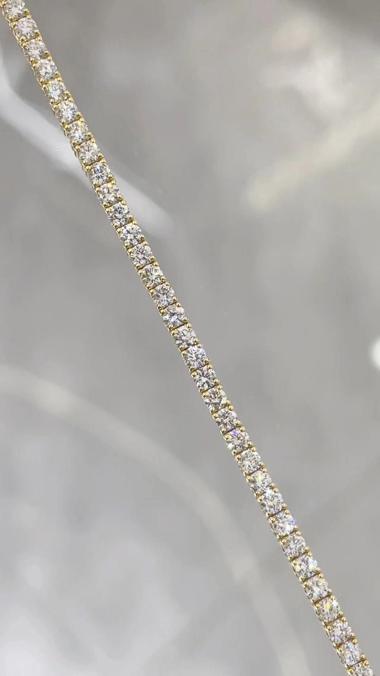 18K 金黃 3 分規格網球手鍊 - 視角 1