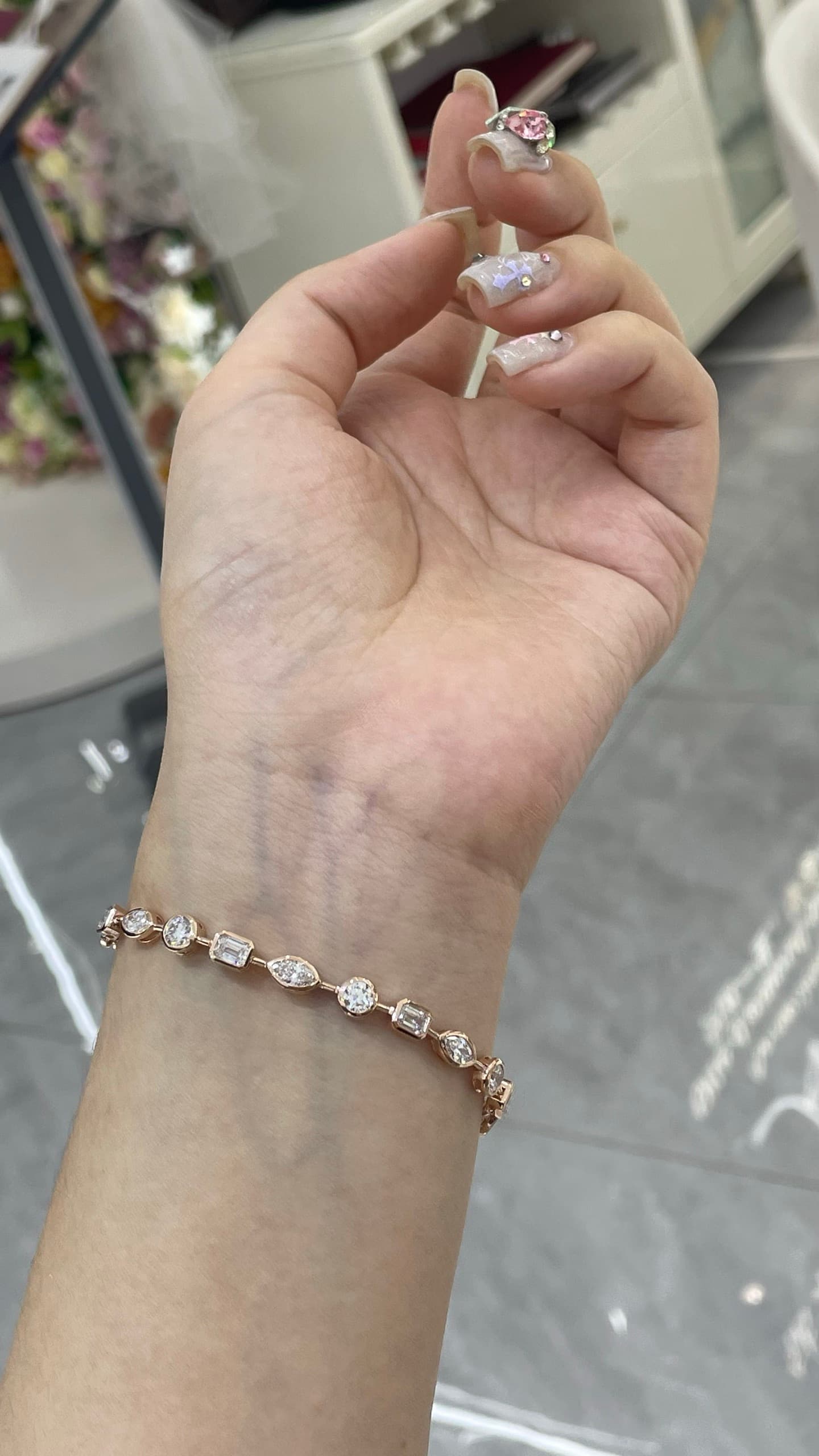 18K 異形拼接鑽石手鍊 - 視角 6