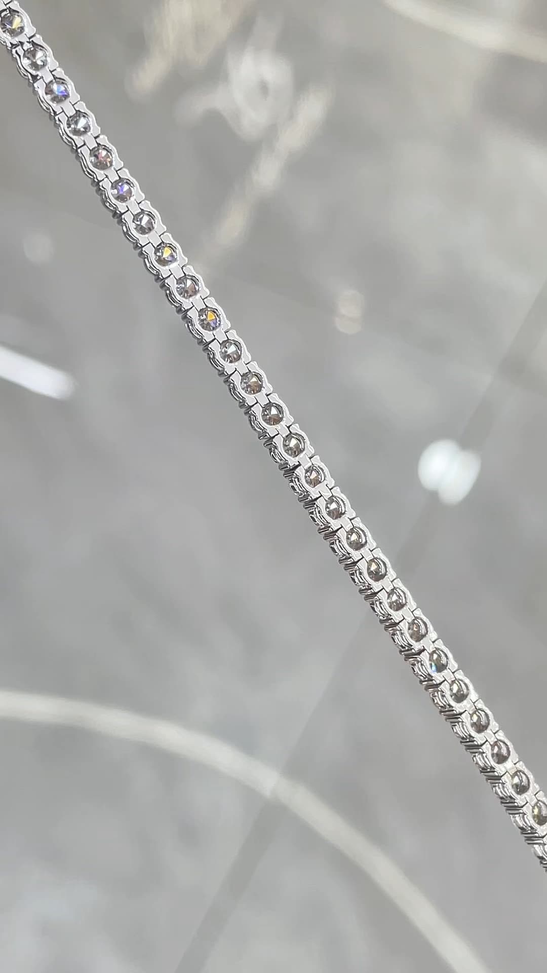 18K 黃鑽愛心分色鑽石手鍊 - 視角 3
