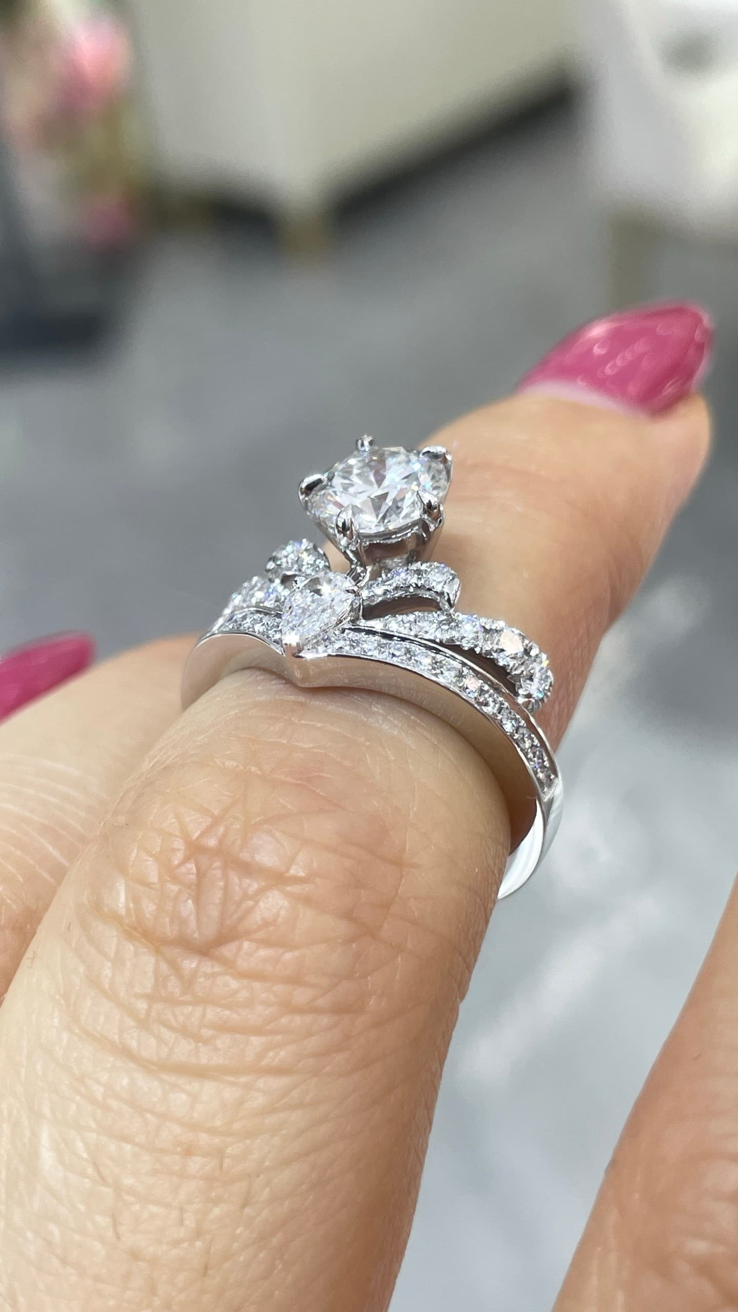 18K 1ct 鑽石戒指 - 視角 2