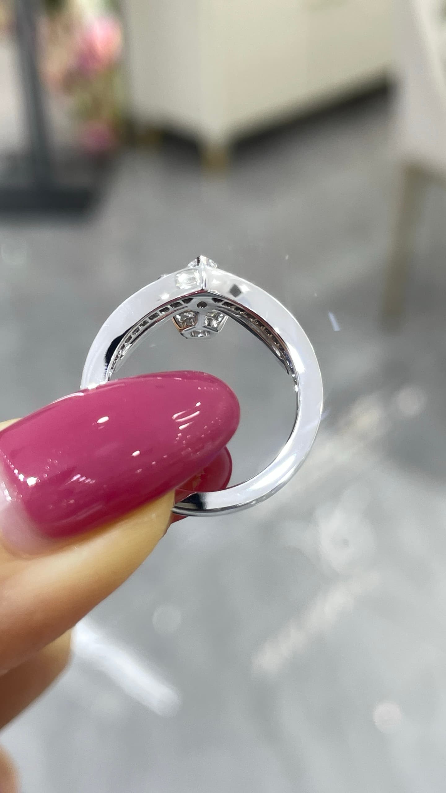 18K 1ct 鑽石戒指 - 視角 8