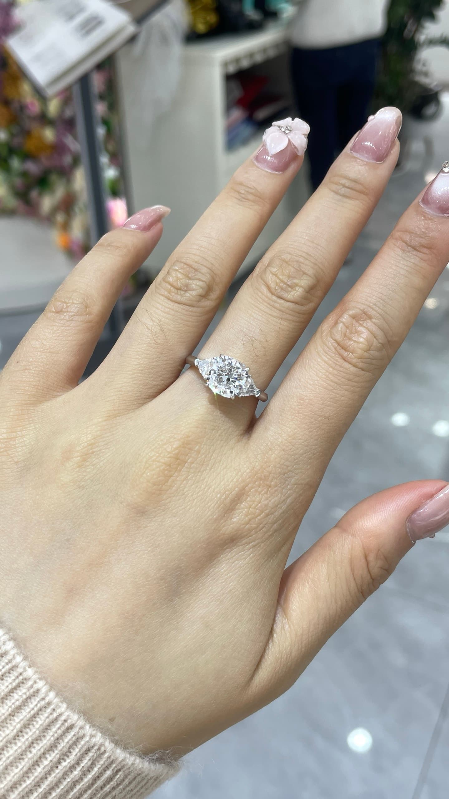 2.6ct 18K 墊形鑽戒 - 視角 2