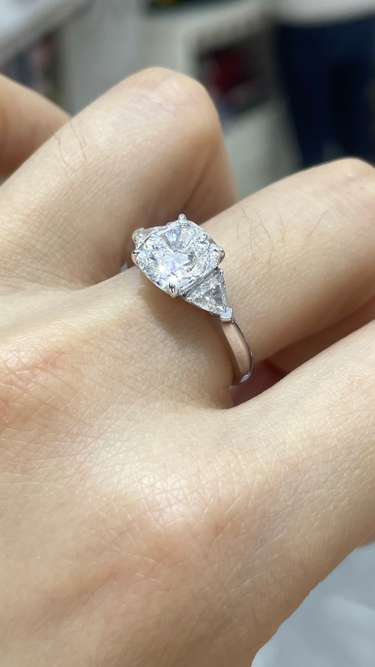 2.6ct 18K 墊形鑽戒 - 視角 6
