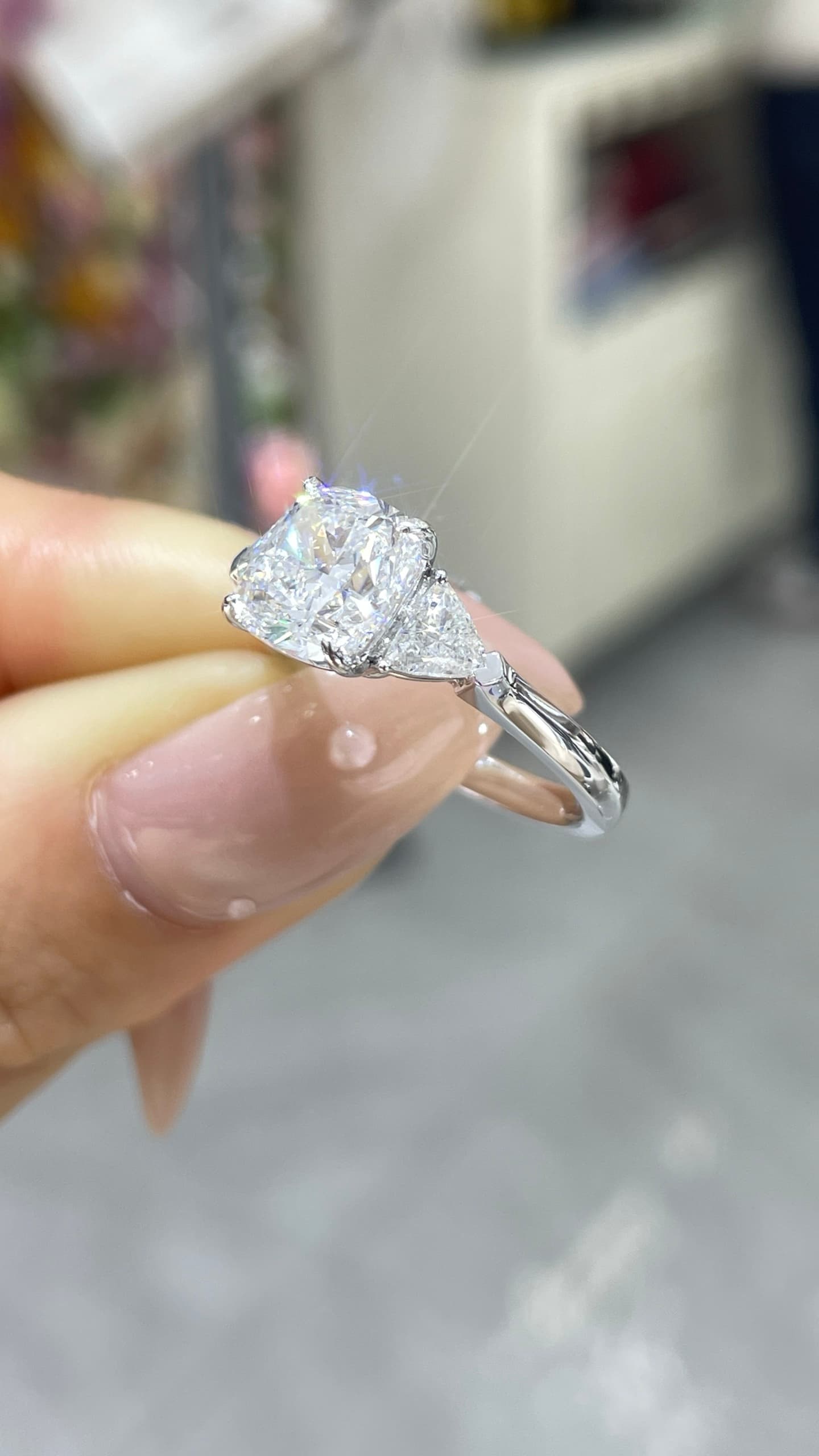 2.6ct 18K 墊形鑽戒 - 視角 7