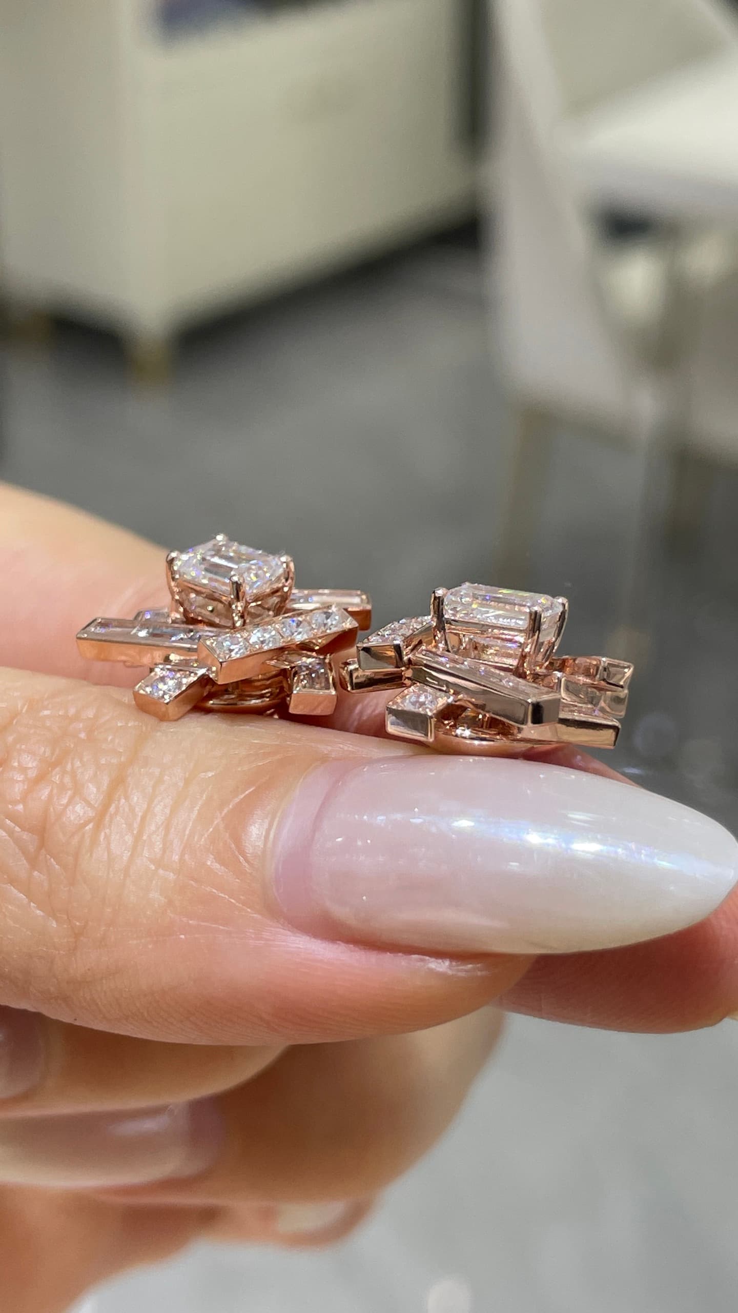 18K 金鑽石耳釘 - 視角 8