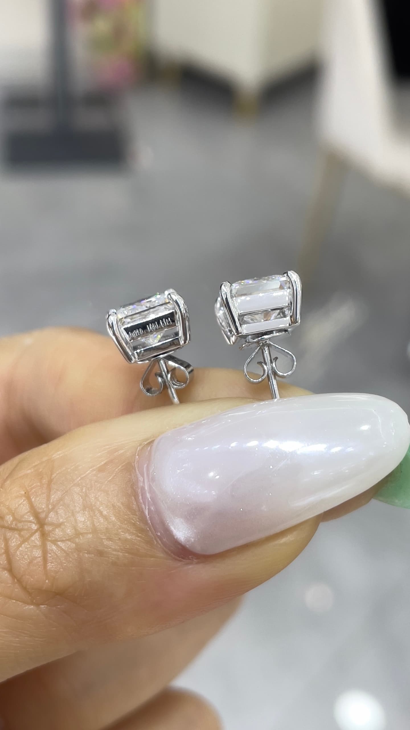 18K 鑽石耳環 - 視角 7
