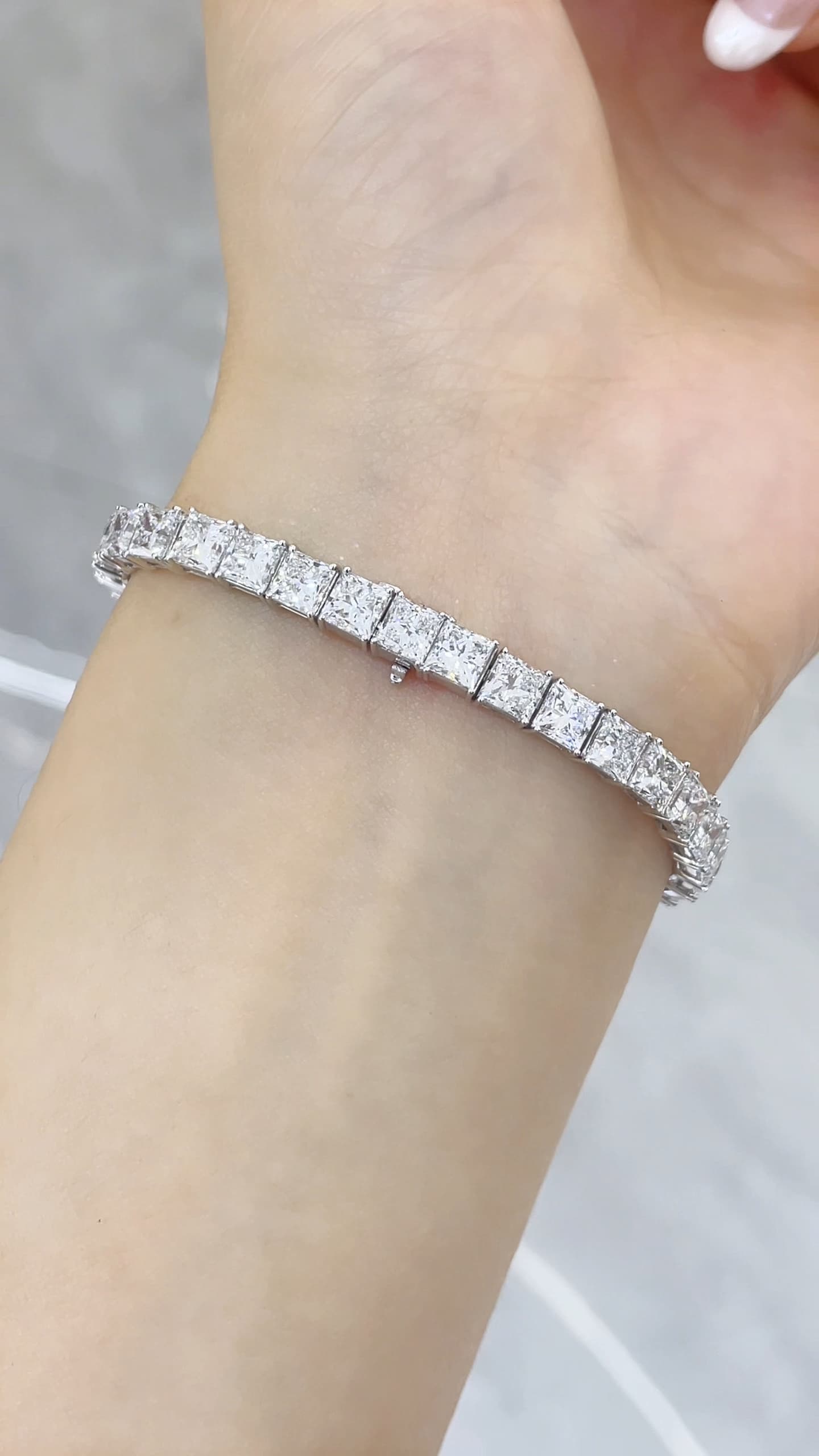 18K 50分公主方鑽石手鍊 - 視角 5