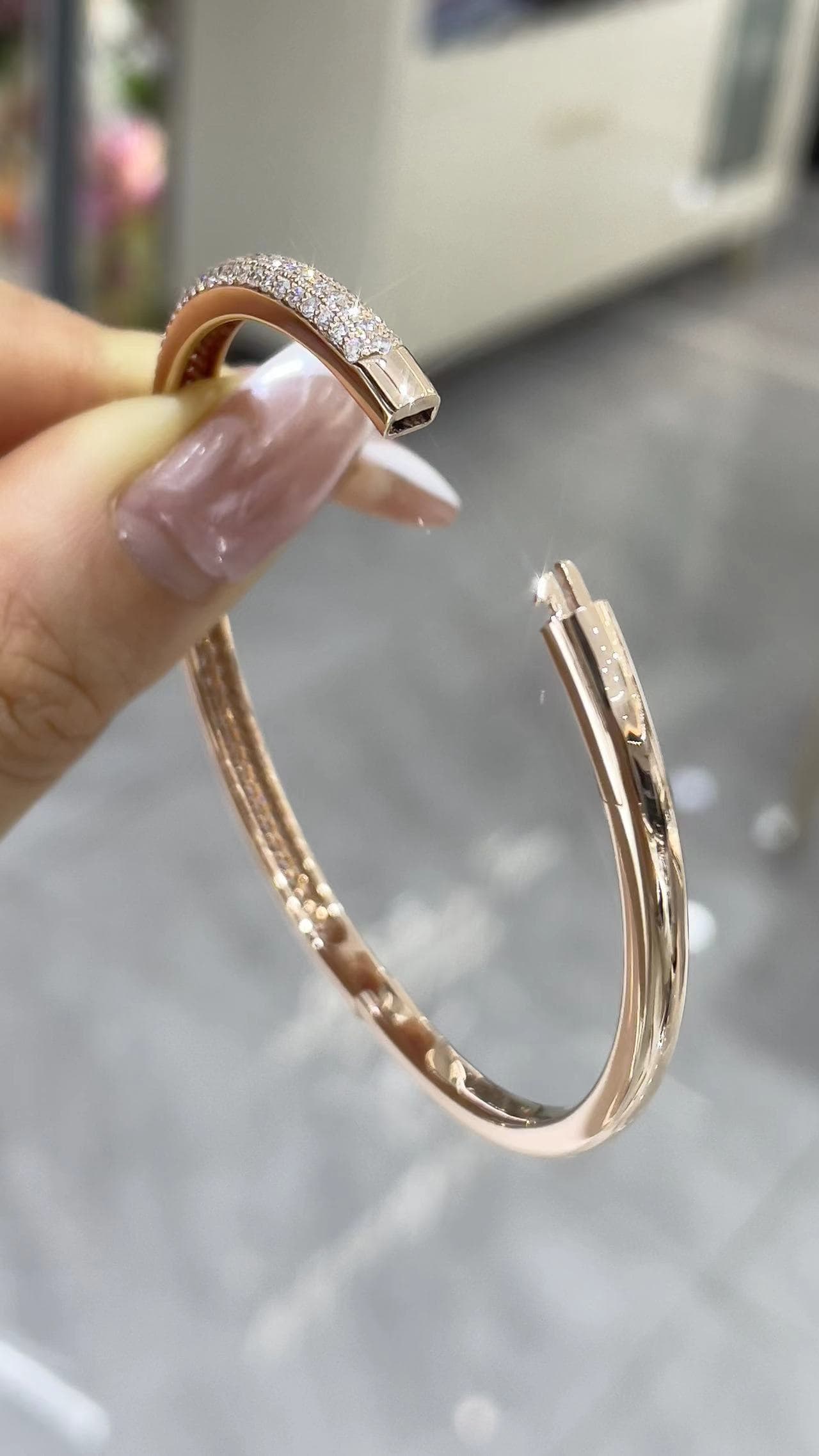 18K 鑽石手鐲 - 視角 12