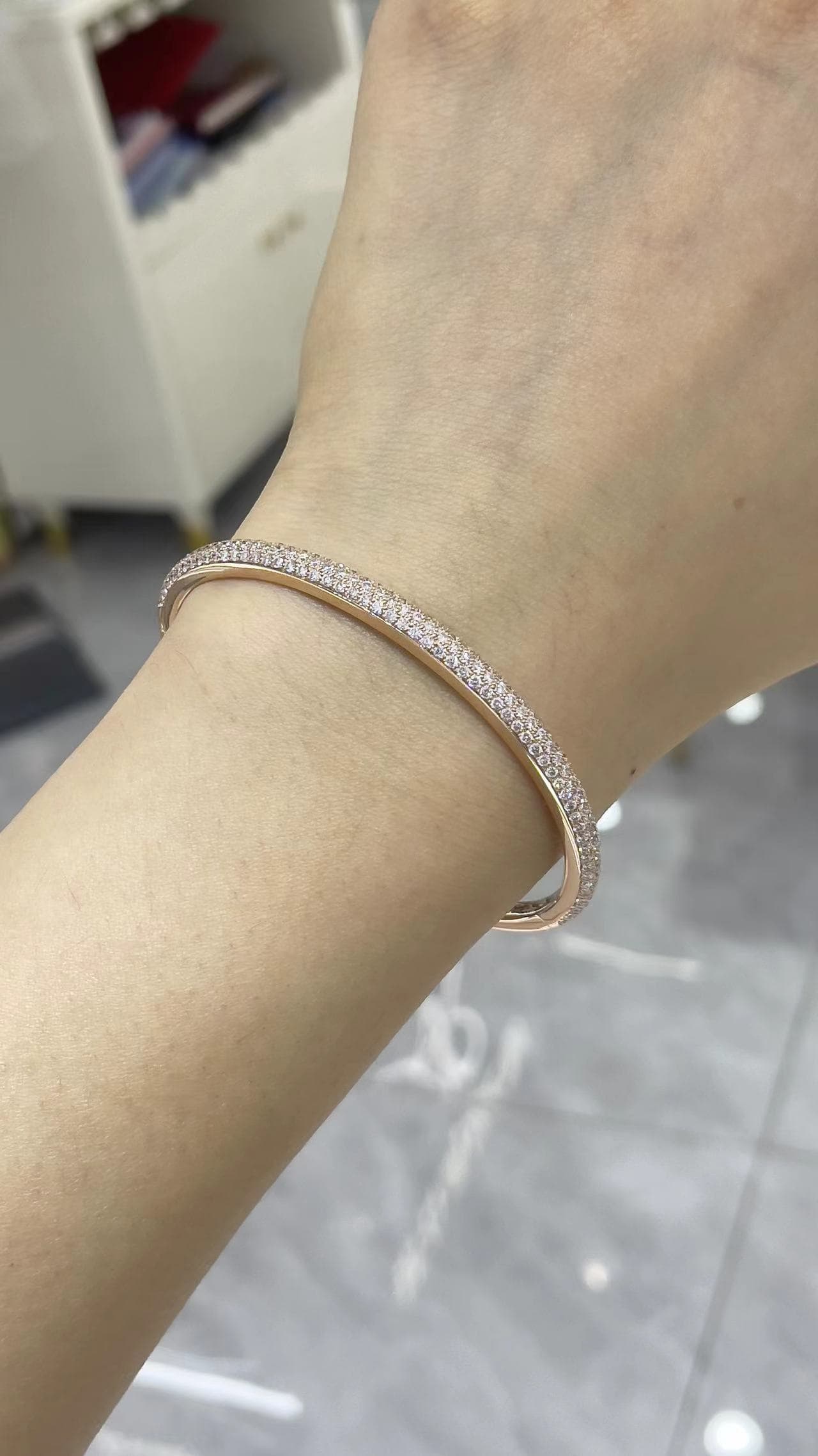 18K 鑽石手鐲 - 視角 13