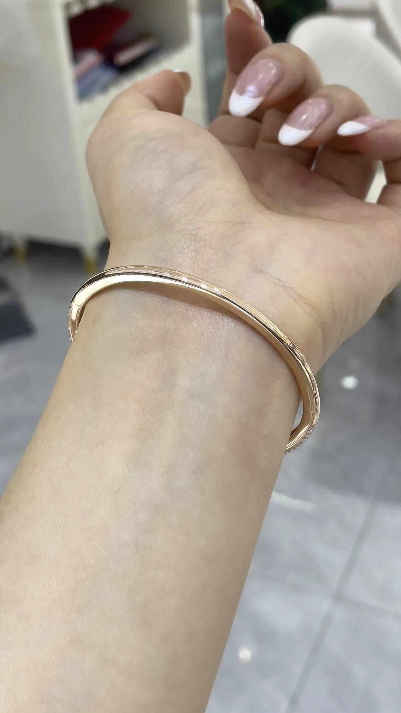 18K 鑽石手鐲 - 視角 14