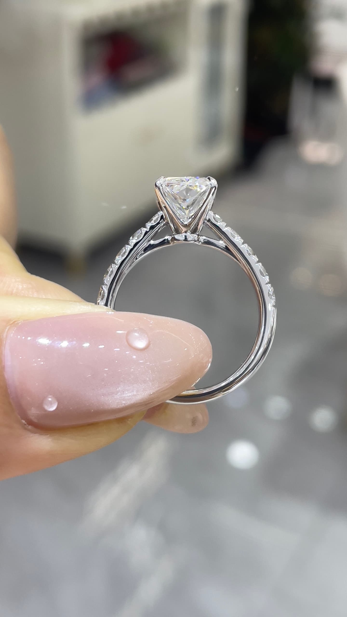 18K2.65ct 金雷迪恩切鑽戒 - 視角 8