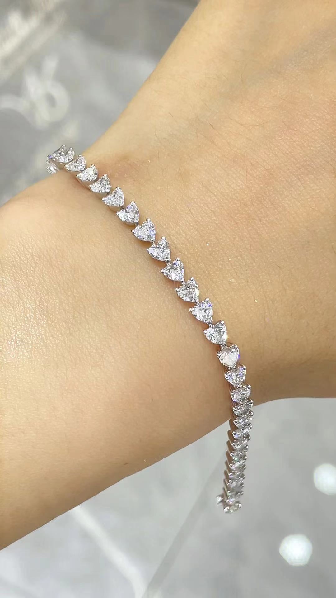 9K 愛心滿鑽手鍊