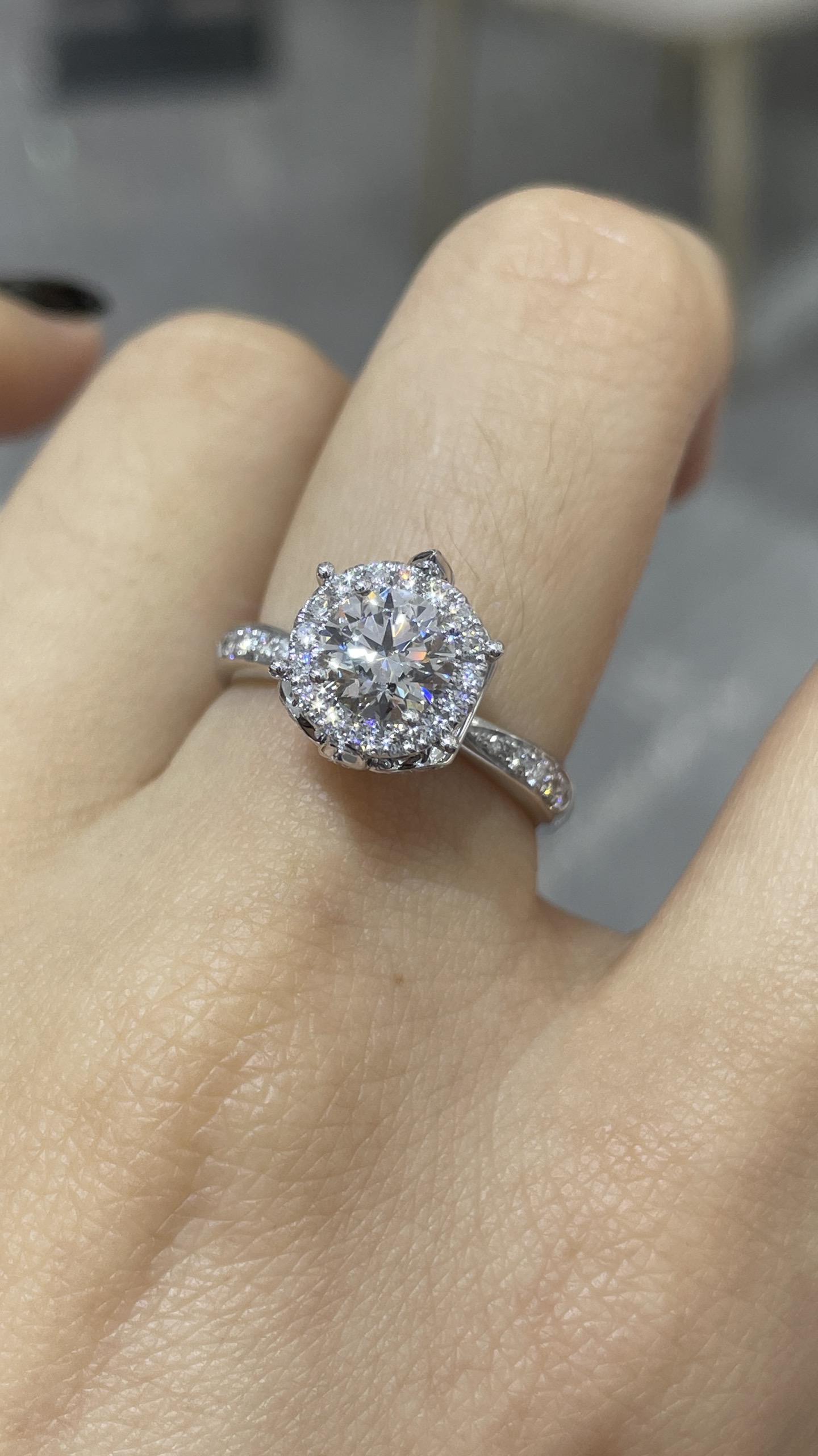 18K 1ct 鑽戒